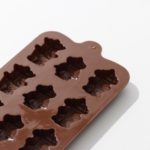 Форма для льда и кондитерских украшений Доляна «Роботы», 21×11×1,5 см, силикон, 12 ячеек — изображение 2