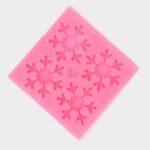 Молд для заливки новогодний «Четыре снежинки», силикон, 8.5×8.5 см, розовый 3624604 — изображение 2