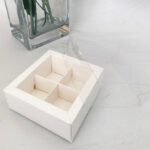 Коробка на 4 конфеты 120*120*30 мм с прозрачной крышкой (белая)